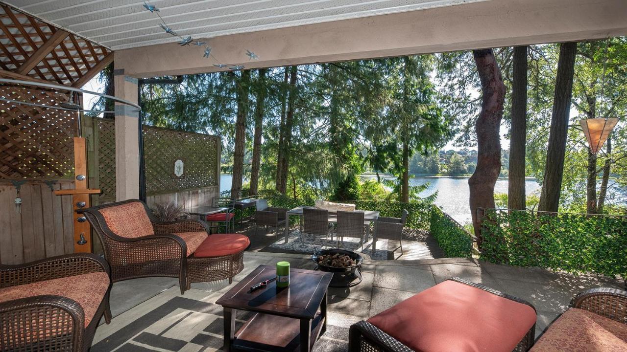 Willow Suite - Lakeside Retreat Victoria Esterno foto